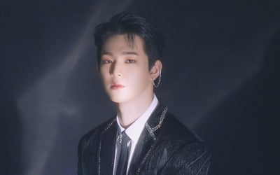 원어스 이도, 아이돌 흑발 新 계보 쓰나…성숙미 물씬