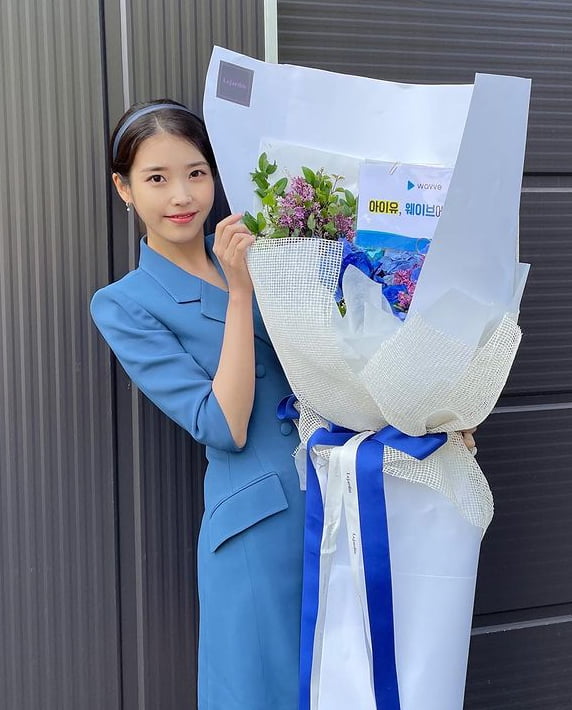사진=아이유 인스타그램