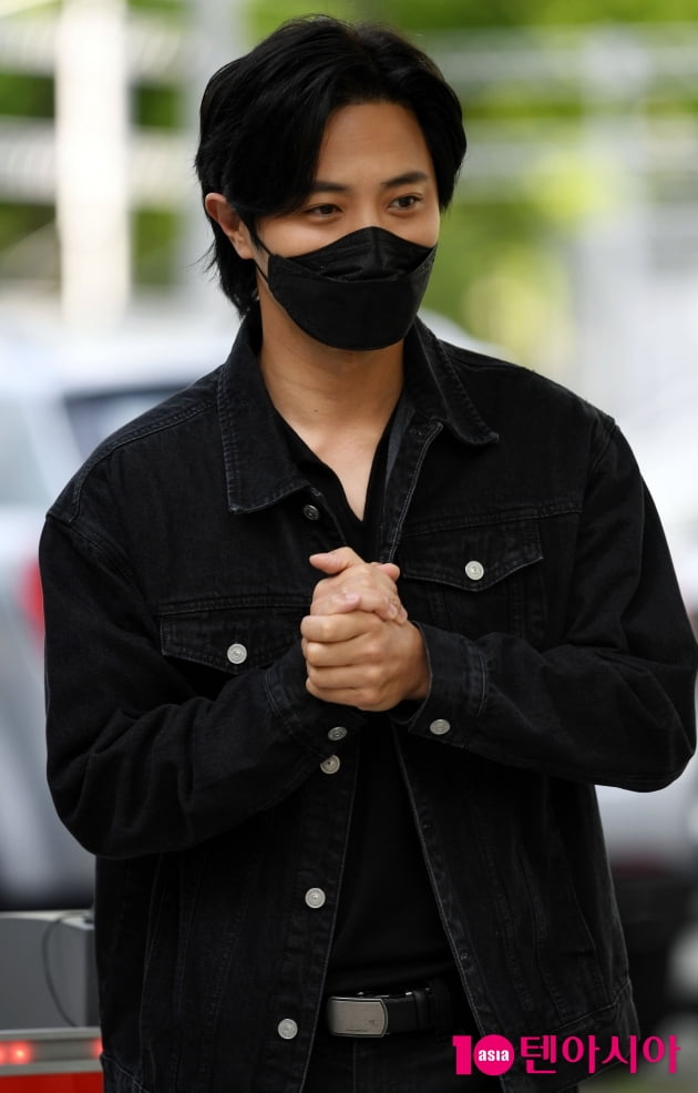 [TEN 포토] 진구 '건강미 넘치는 피부'