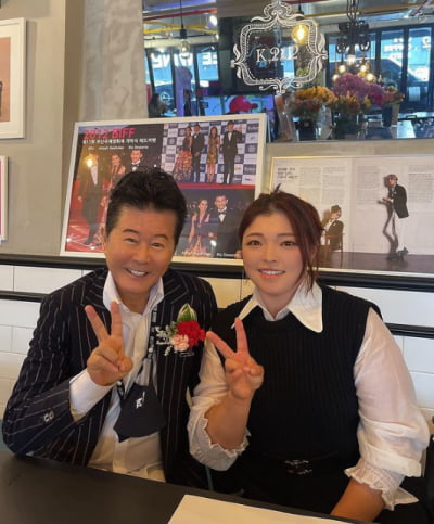 태진아, 프로골퍼 장하나랑 애교♥로 맞이한 어버이날[TEN★]