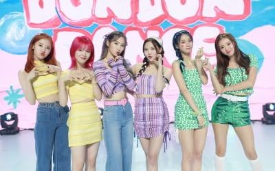 '싱그로운' 오마이걸, 'DUN DUN DANCE'로 강한 이끌림 [종합]