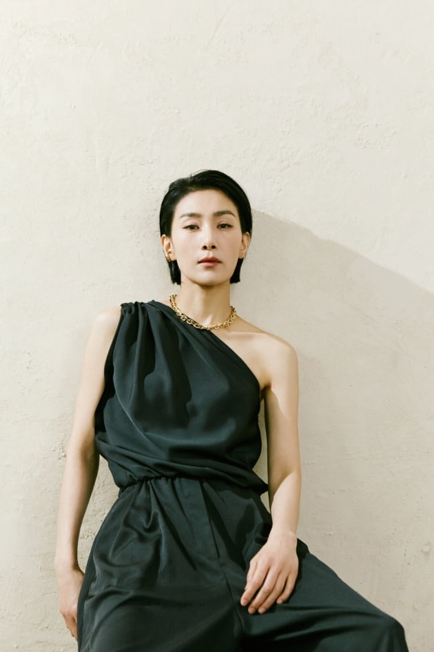 김서형 /사진=마리끌레르