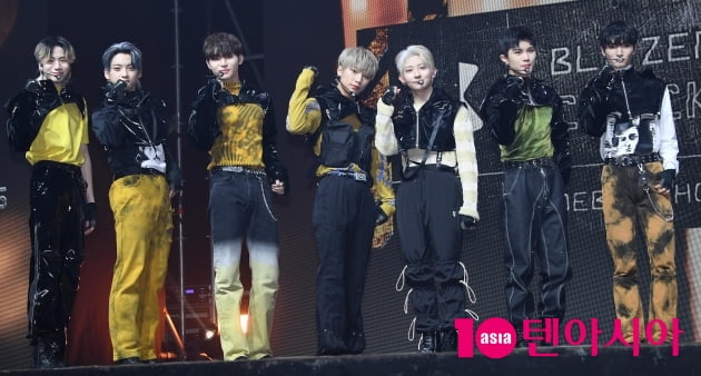 [TEN 포토] 블리처스 '오늘 첫 데뷔'