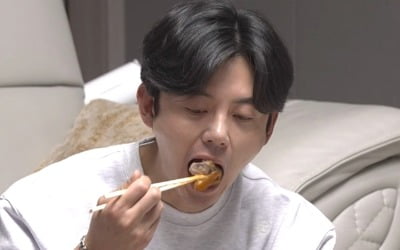 '나혼산' 이지훈, 반전 대식가…"하루 여섯끼 거뜬"