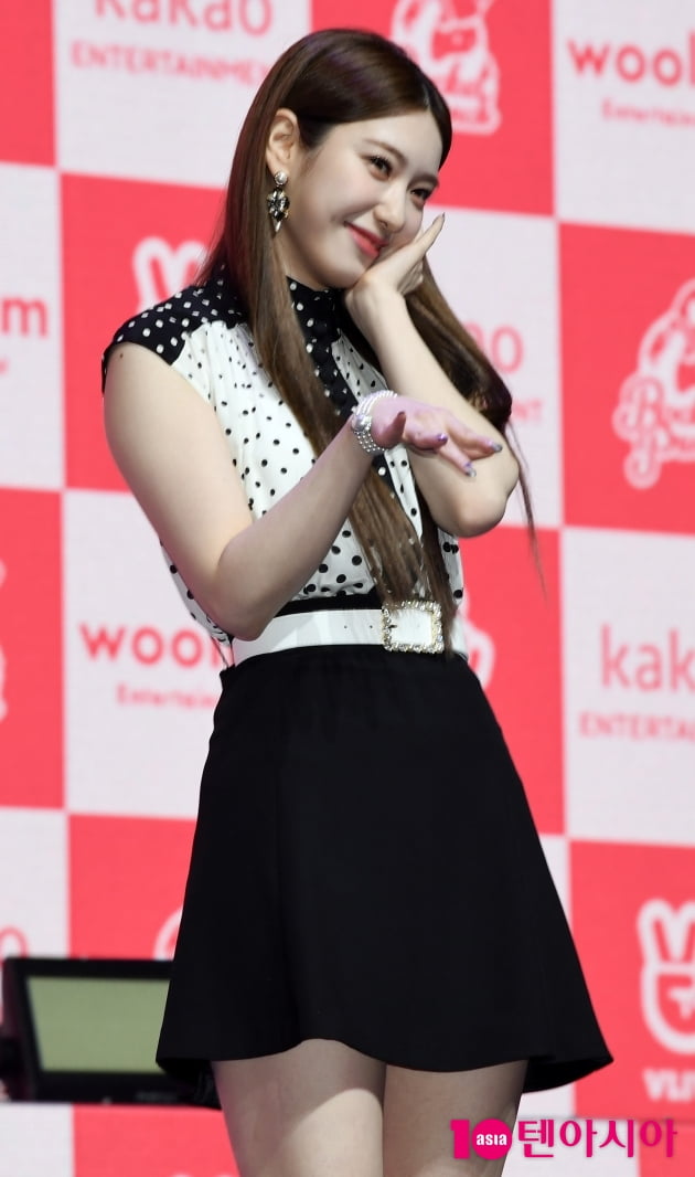 [TEN 포토] 로켓펀치 수윤 '밝은에너지 넘치는 미소'