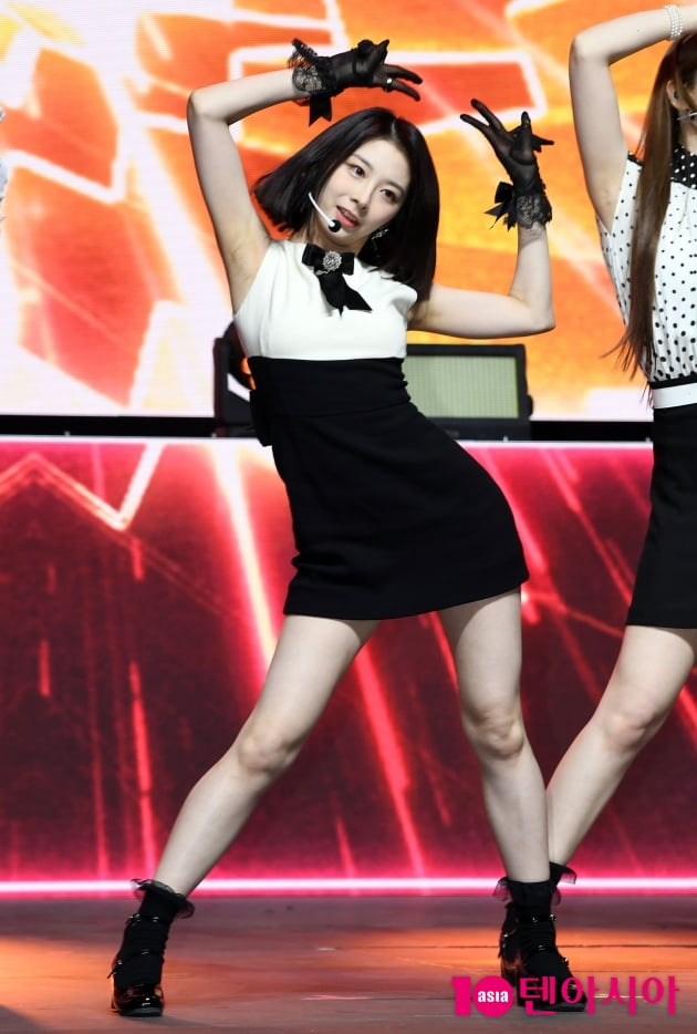 [TEN 포토] 로켓펀치 윤경 '단발이 잘 어울려~'