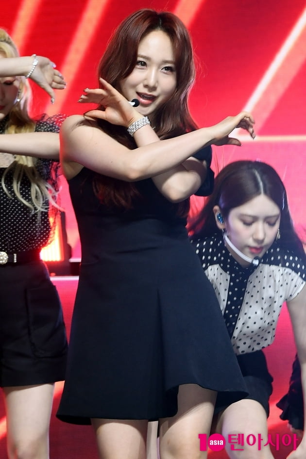 [TEN 포토] 로켓펀치 쥬리 '카리스마 넘치는 퍼포먼스'