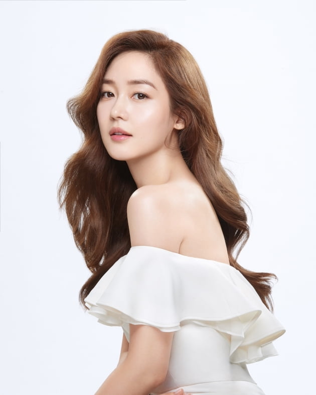 배우 성유리./