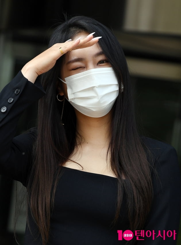 [TEN 포토] 소유 '치명적인 윙크'
