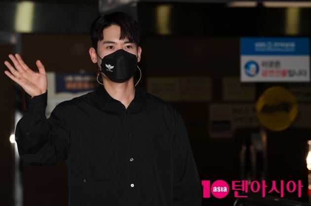 [TEN 포토] 라포엠 유채훈 '나 혼자만 왔어요'