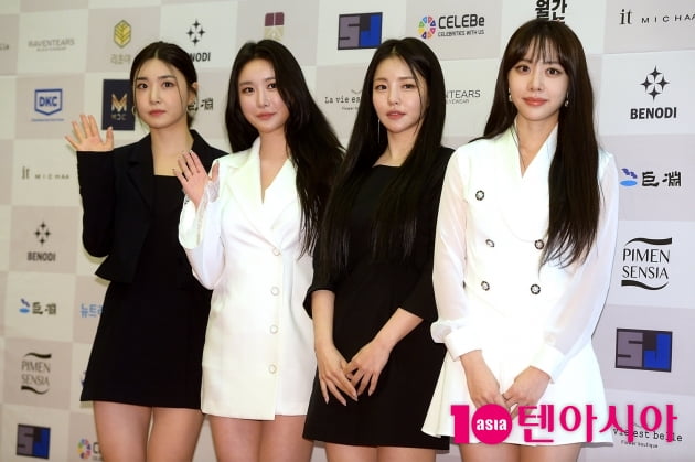 [TEN 포토] 브레이브걸스, '세련된 바둑돌 패션'