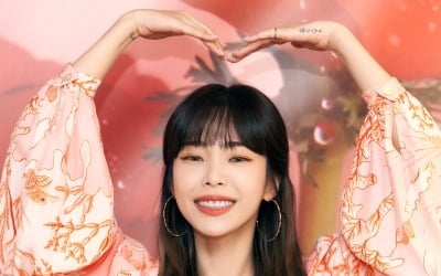 헤이즈 "송중기 '헤픈 우연' MV 출연, 그저 영광"