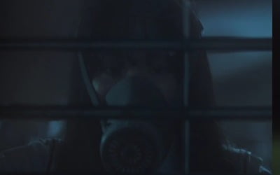 '다크홀' 오유진, 검은 연기 마셨나? 기억 잃은 채 '생존'