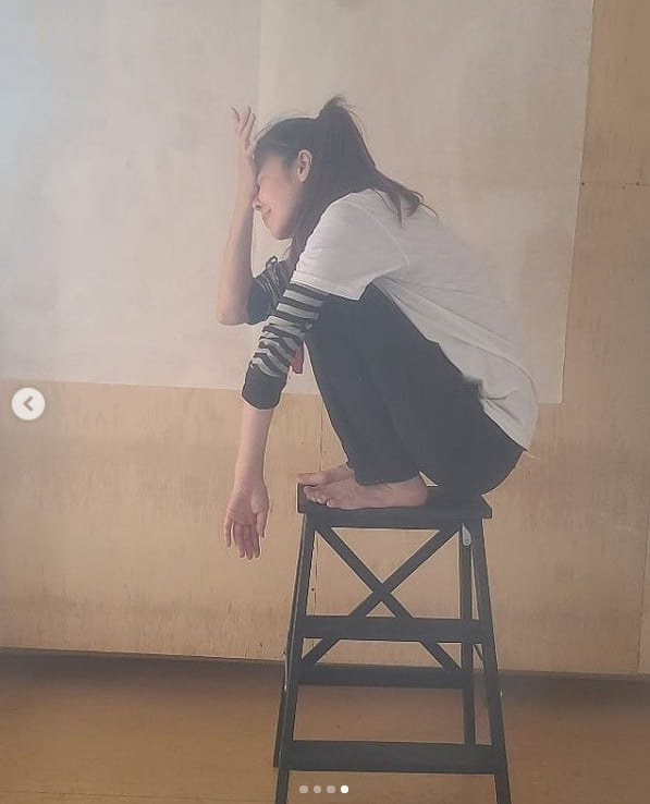 김규리 '도배장인?...어디 가서 안 굶을 듯~' [TEN★]