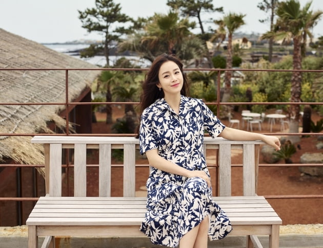 배우 김태희 /사진 = 올리비아로렌 