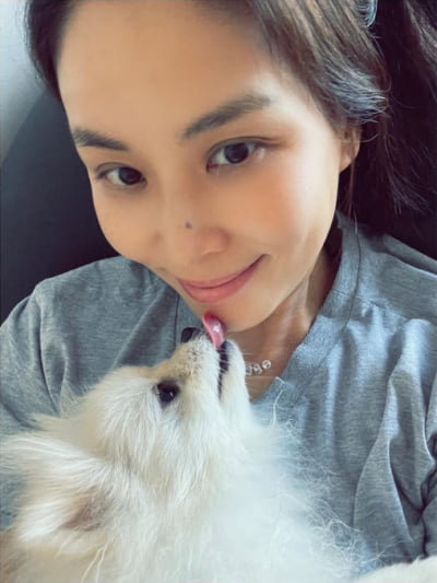 '장동건♥' 고소영, 50세 민낯 클래스…비결이 궁금해 [TEN★]