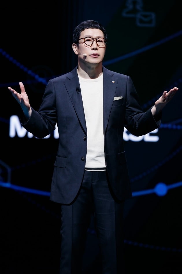 31일 오전 CJ ENM과 티빙(TVING)의 미래 비전과 성장 전략을 소개하는 CJ ENM 비전 스트림이 서울 상암동 CJ ENM센터와 온라인 스트리밍을 통해 온오프라인으로 동시 진행됐다. 사진은 강호성 CJ ENM 대표. / 사진제공=CJ ENM