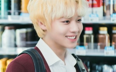 '멀리서 보면 푸른 봄' 박지훈, 캠퍼스물 비주얼 싱크로율 100%