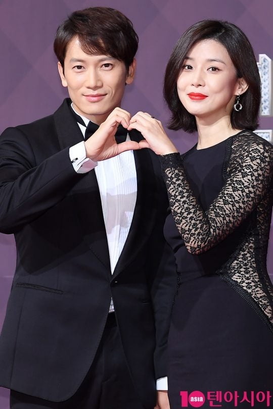 지성, 이보영 부부./사진=텐아시아DB
