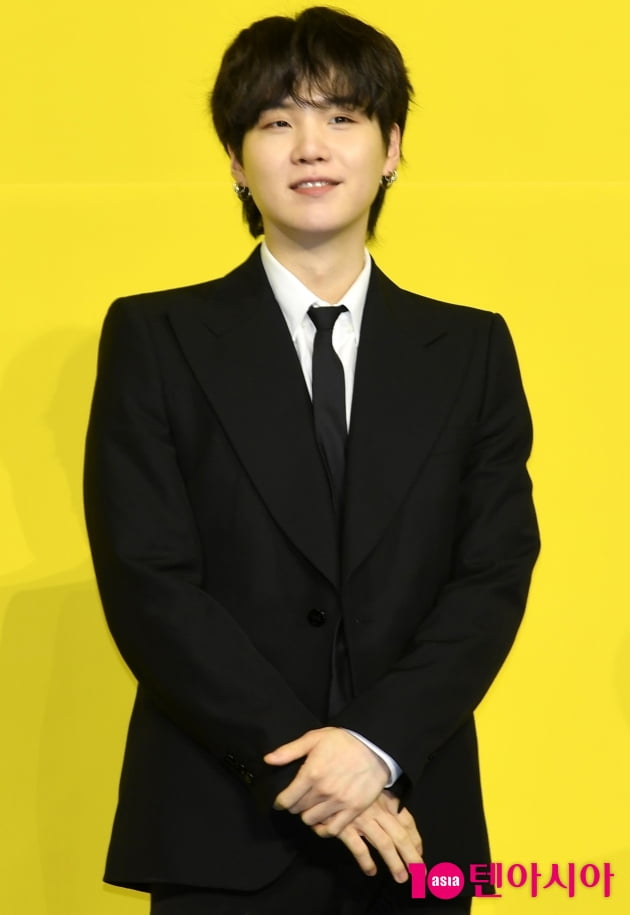 BTS 슈가, Agust D '대취타' 전세계 첫 무대…팬들 열광 