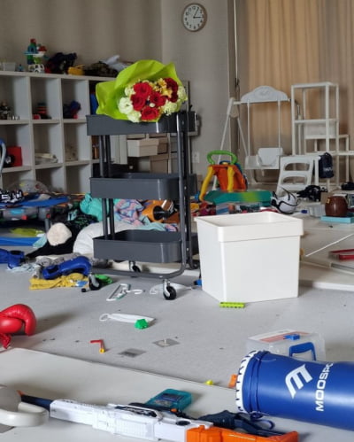 '아들 셋' 정주리, 집에 도둑든 거 아니야? 거실이 왜 이래! [TEN★]