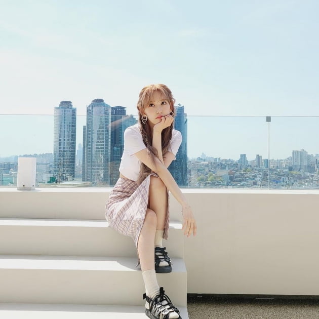 미야와키 사쿠라, 자연광도 스튜디오 조명도 필요 없는 미모 [TEN★]