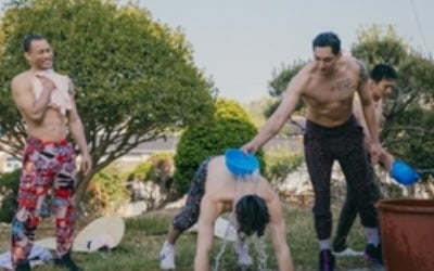 김요한X전태풍, 숨겨왔던 복근 깜짝 공개 ('노는 브로')