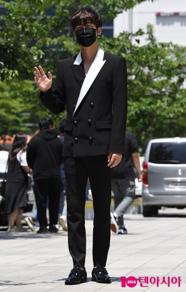 [TEN 포토] 윤종훈 '훈훈한 병약섹시'(펜트하우스3)