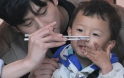 윤상현네 삼 남매, 몬스타엑스와 '홍어 먹방'까지 ('슈돌')