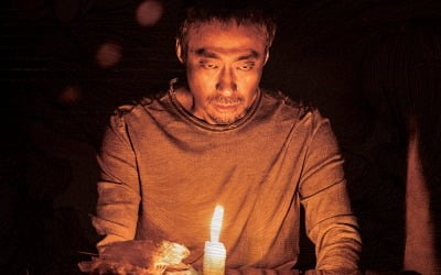 "절대 눈 뜨지 마라!"…이성민X남다름 '제8일의 밤' 섬뜩한 분위기