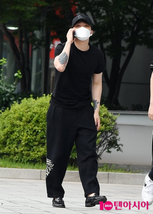 [TEN 포토]  FT아일랜드 이홍기 '지금은 통화중'