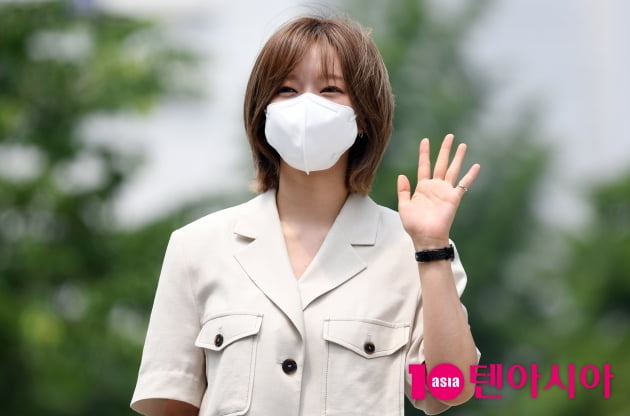 [TEN 포토] 초아 '반짝반짝 눈이 부셔'