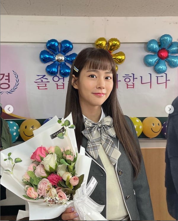 한승연, 30대에 고교 졸업?...청순한 교복샷  '동안인증'[TEN★]