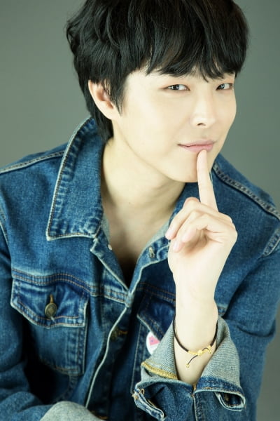 '슈스케5' 박시환, PA엔터와 전속계약…트랙스 정모 한솥밥 [공식]