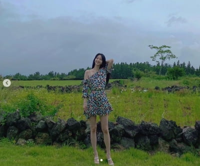 한예슬, 루머 반박후..여유 넘치는 제주도 여행[TEN★]