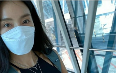 '발리댁' 가희, 맨 얼굴은 가려도 복근은 못 감춰 [TEN★]