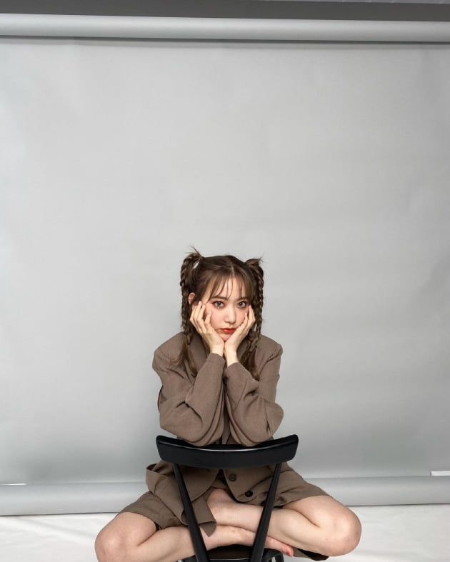 미야와키 사쿠라, 머리를 여섯 갈래로 묶어도 예뻐 [TEN★]
