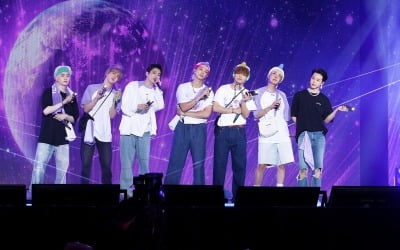 방탄소년단의 세계로 꽉 찬 'BTS 2021 MUSTER 소우주'