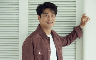 [TEN인터뷰] 지진희 "연기도 셀카도, 시작했으니 끝까지 해야죠"