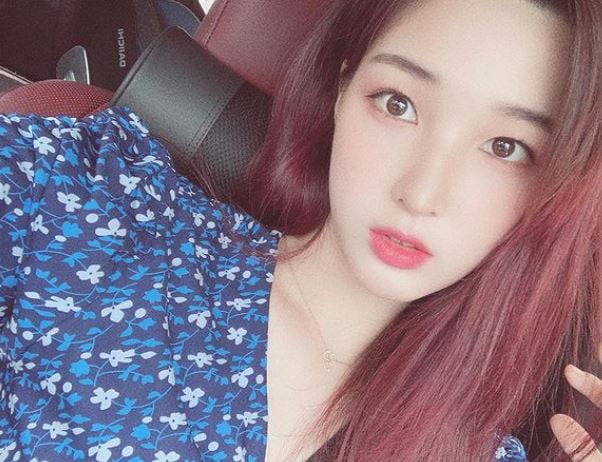/사진=율희 인스타그램