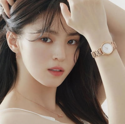 한소희, 당기고 당겨도 무결점 미모[TEN★]