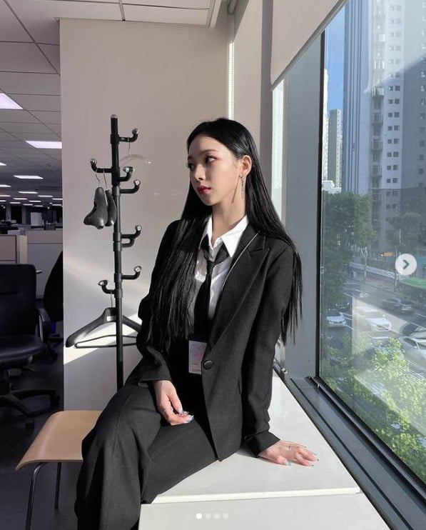 에스파 카리나, 예쁨을 넘은 우아함[TEN★]