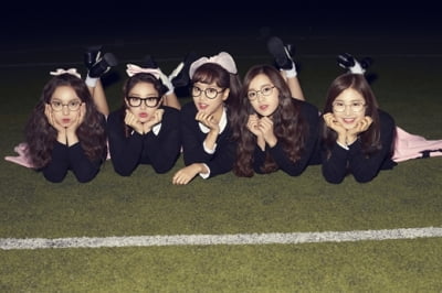 [최지예의 에필로그] "우린 청정·순수·힐링돌" 외치던 에이프릴, 사라진 진정성