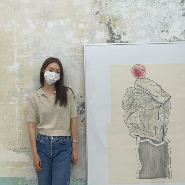 '새댁' 이연희, '힙지로'에서 고상한 취미…그림 보는 안목 있네 [TEN★]