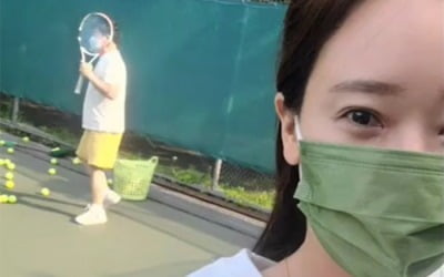 소유진, "잘생긴 ♥백종원" 테니스 치다 애교 폭발 [TEN★]