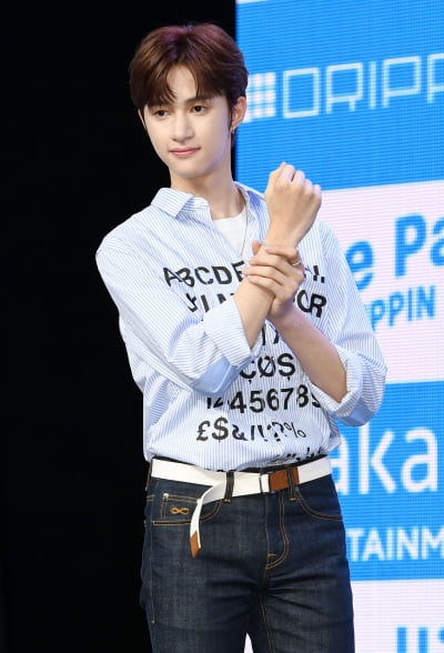 [TEN 포토] 드리핀 알렉스 '잘생김 넘쳐흘러~'