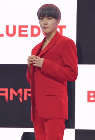 [TEN 포토] 저스트비 김상우 '섹시한 눈빛'