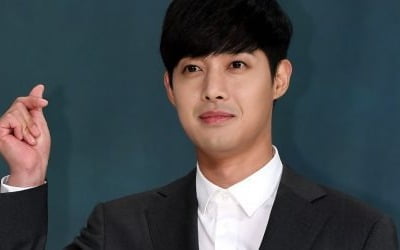 [백투더TEN] "XX같은 게 퍽하면 임신" 김현중 전여친 '충격 폭로'…5년간 폭행·유산 법정 다툼[TEN이슈]