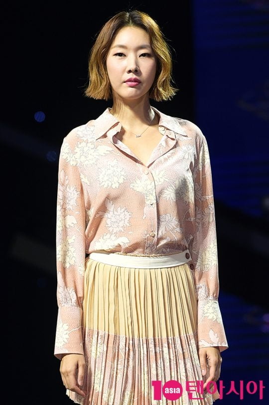 [공식] 한혜진, 코로나19 확진…"이현이·아이린도 검사"