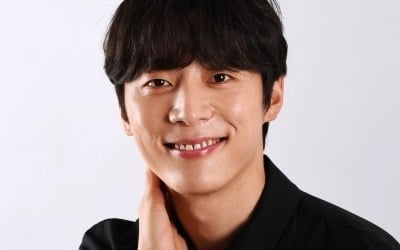 [TEN 인터뷰] '보쌈' 신현수 "권유리 지키고 죽음, 너무 슬펐죠"